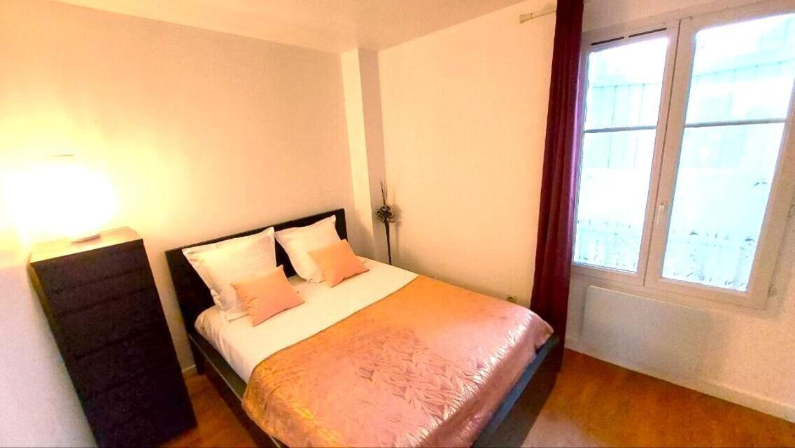Appartement Familial Pour 6 Adultes Et 5 Enfants A 10 Min De Disney Bailly-Romainvilliers Luaran gambar